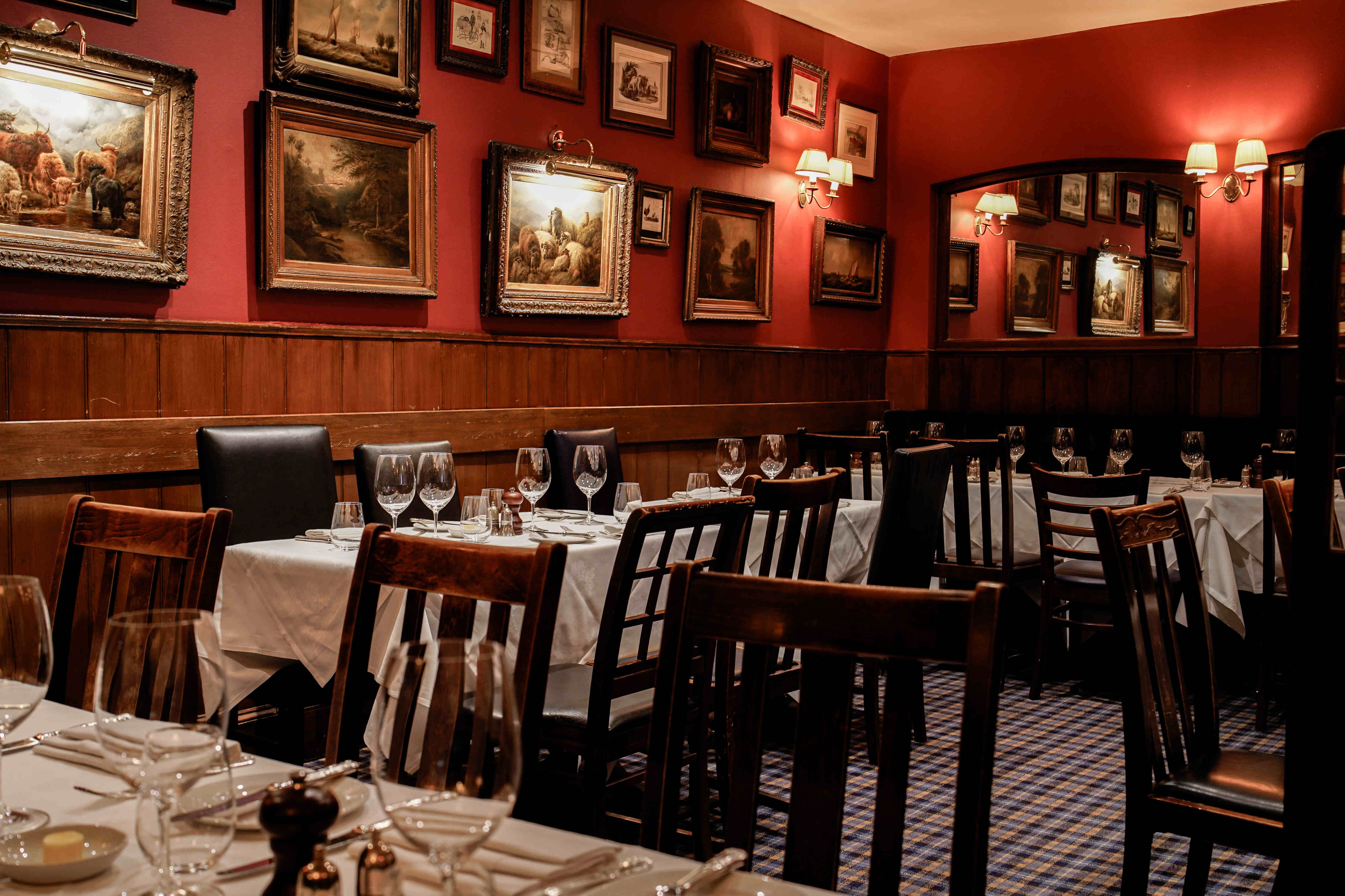 The Guinea Grill - Restaurant in Mayfair, London